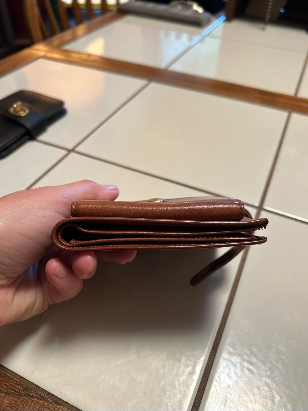 Coach British Tan Vintage Wallet - Picture 9 of 11